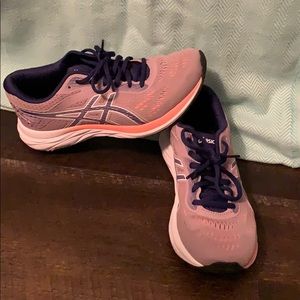 ASICS Amplifoam Gel-Excite 6